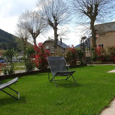 Studio Gites Au Pont De La Gineze Barjac  Buitenkant foto