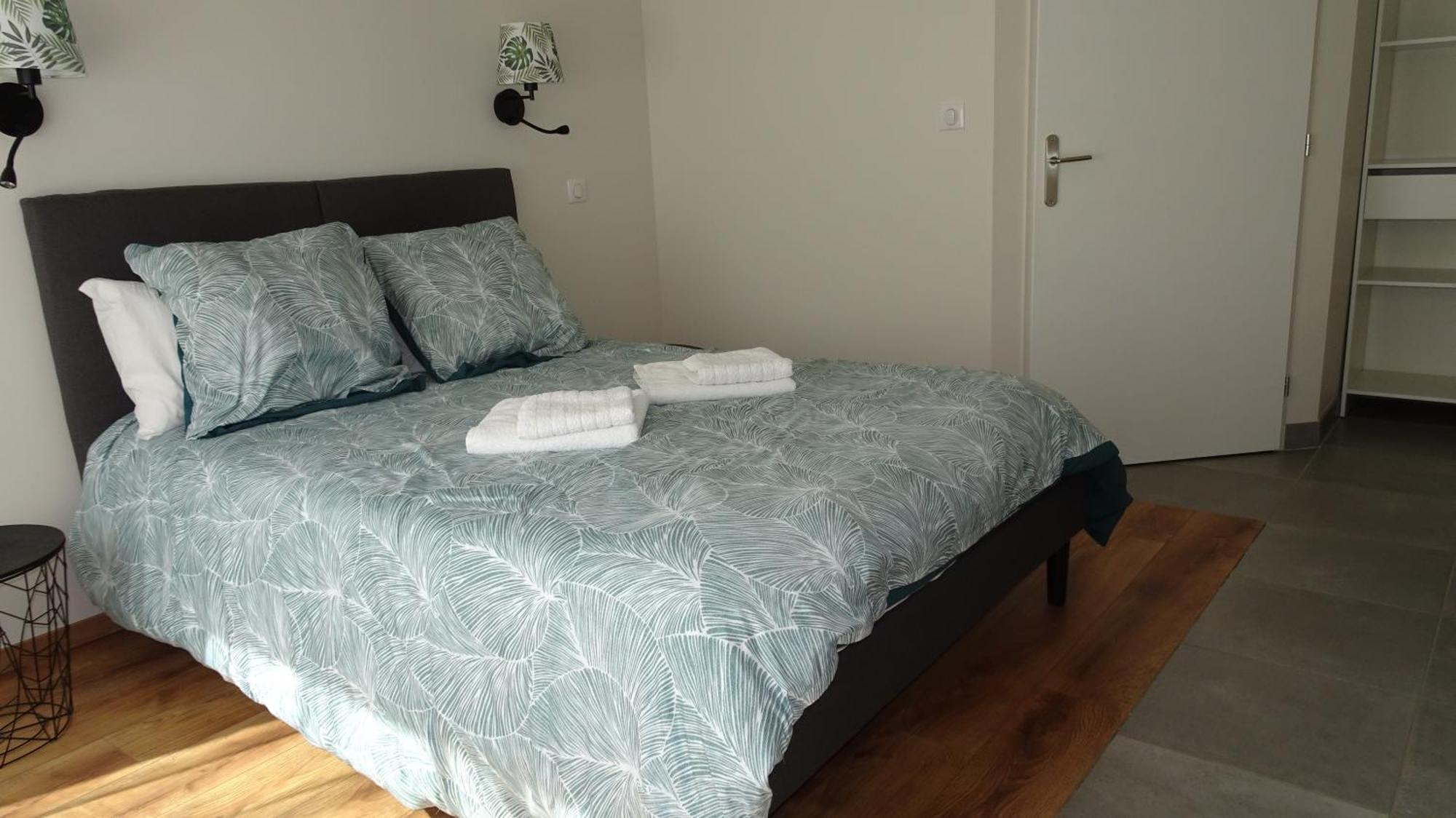 Au Pont De La Gineze Homestay Barjac (Lozere)